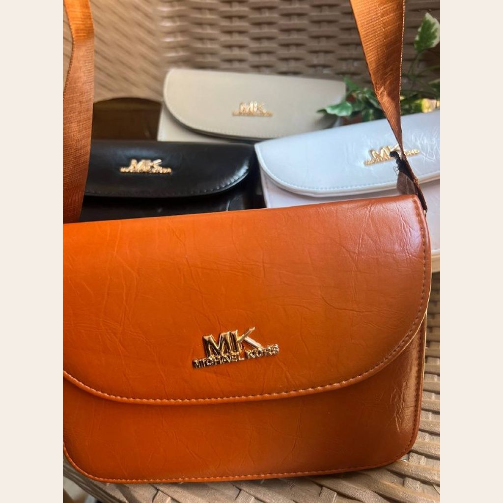 شنطة كروس — موديل 1124