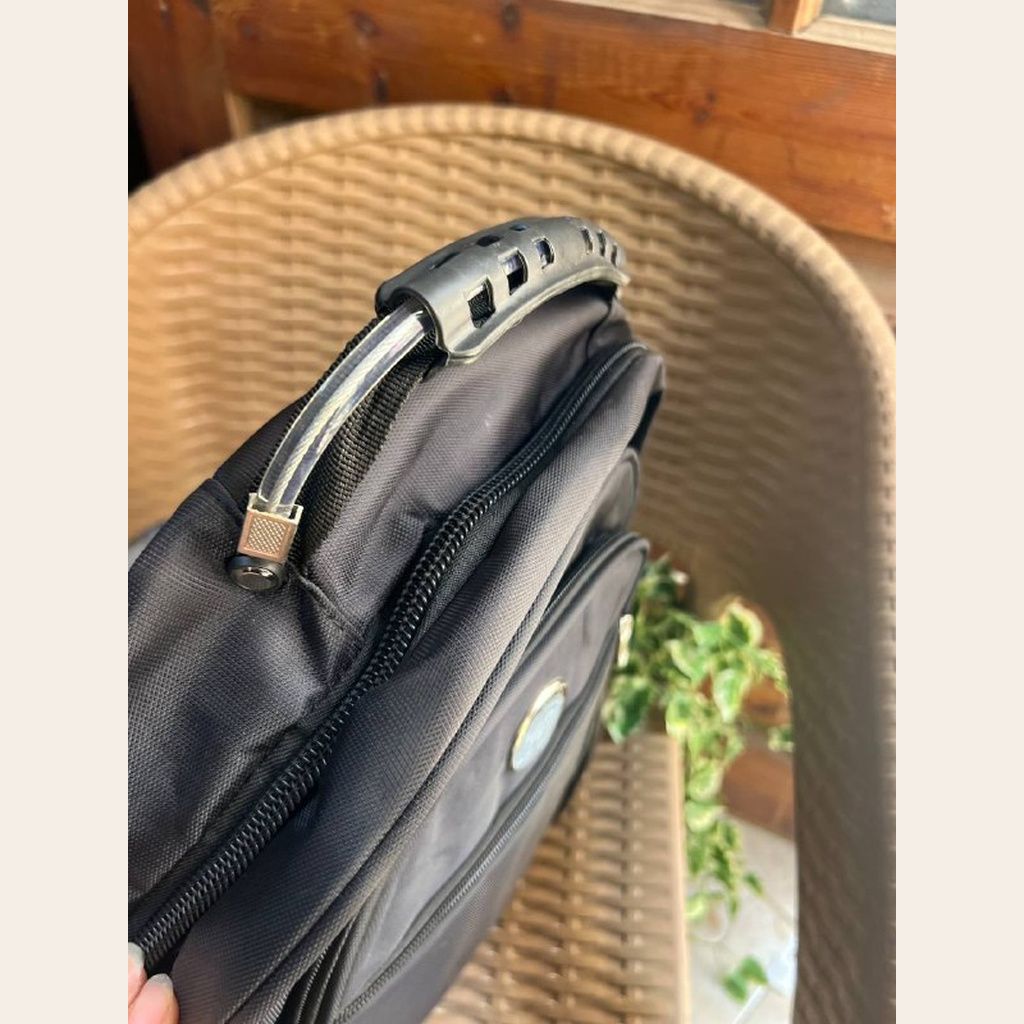 شنطة ظهر — موديل 1084